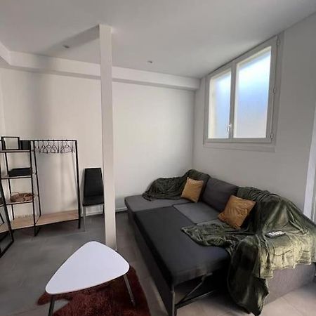 Appartement Idealement Situe Montereau-Fault-Yonne Exterior foto